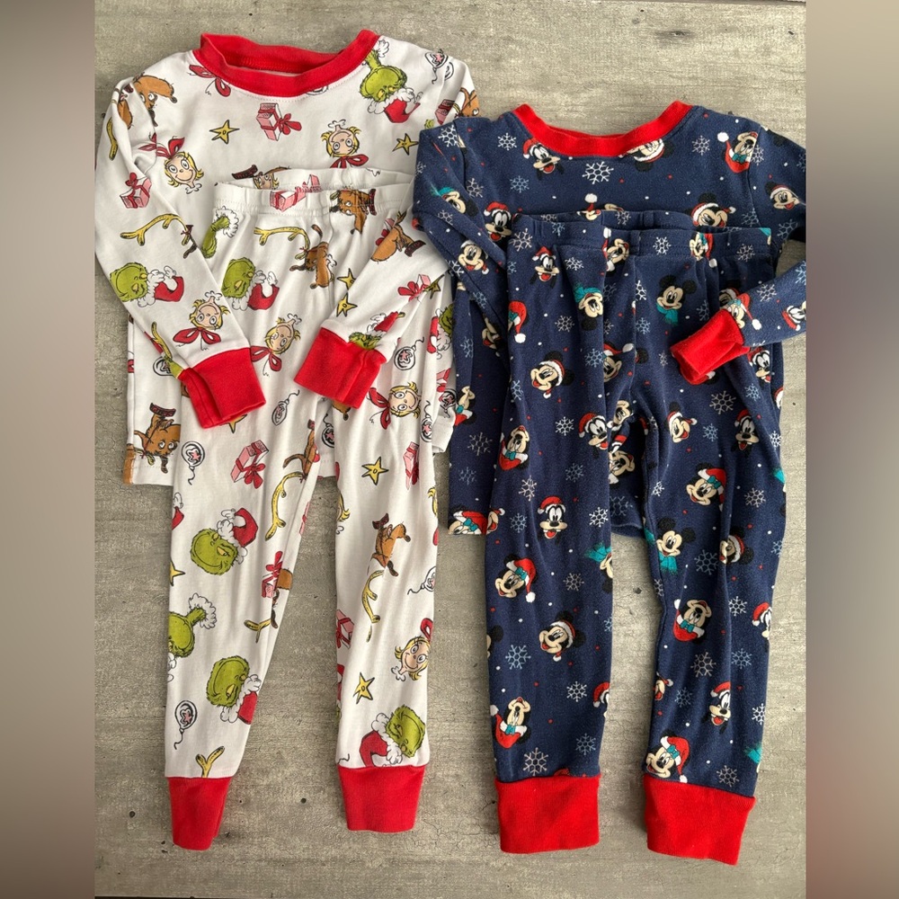 Carter's Grinch and Friends & Mikey and Friends Disney PJs set / lot of 2 size 2